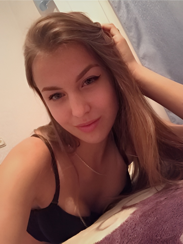 Индивидуалка Зиглинда, доступна для личного знакомства от 10000 руб